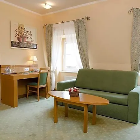 Habenda 4* Budzyn (Greater Poland)