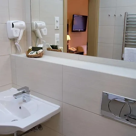 Habenda 4* Budzyń